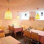 Hotell Sjoglott 3*